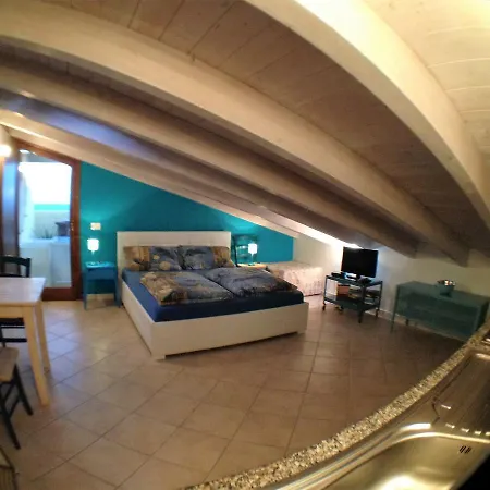 Studio Azzurro R *
